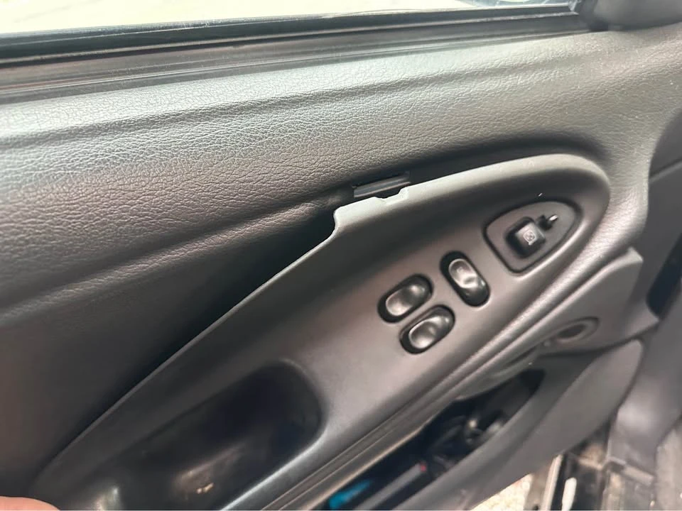 2002 Ford SN95 Mustang - Image 13 of 14