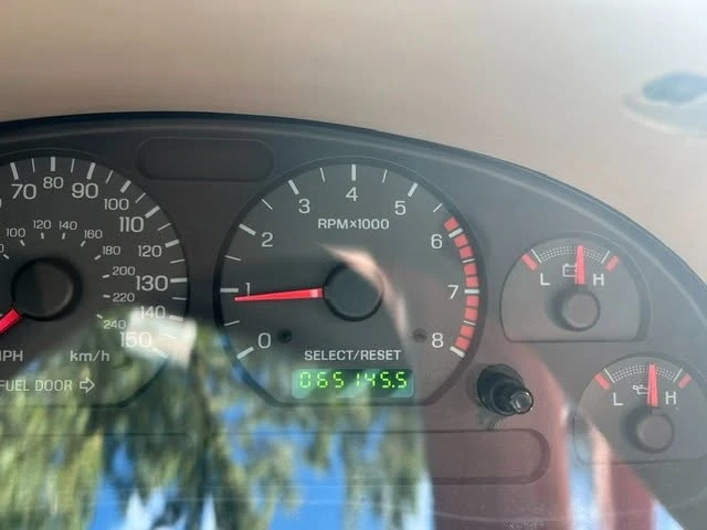 2002 Ford SN95 Mustang - Image 10 of 10