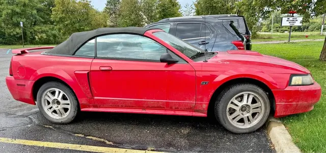 2002 Ford Mustang GT Premium Convertible 2D