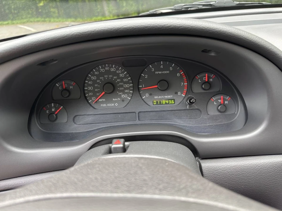 2002 Ford SN95 Mustang - Image 13 of 22