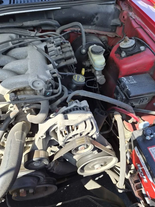 2002 Ford SN95 Mustang - Image 15 of 16