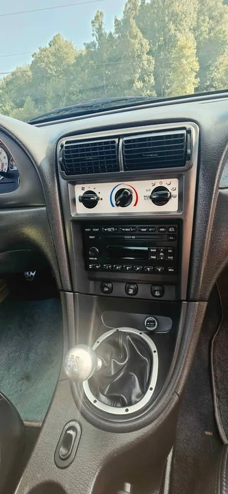 2002 Ford SN95 Mustang - Image 10 of 20