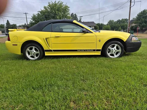2002 Ford Mustang Base