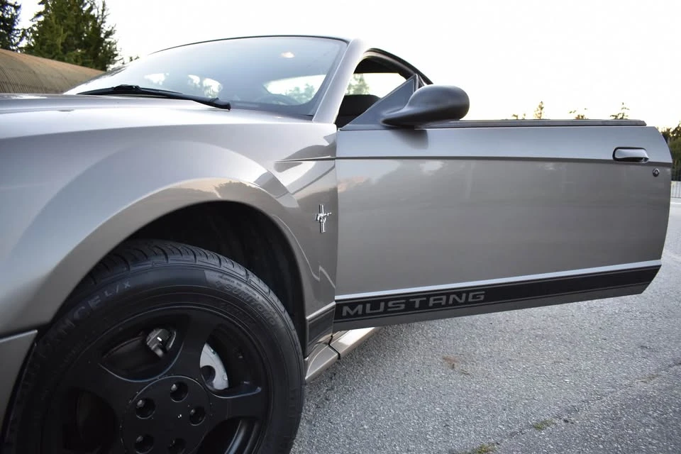 2002 Ford SN95 Mustang - Image 5 of 15