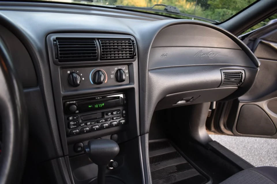 2002 Ford SN95 Mustang - Image 8 of 15