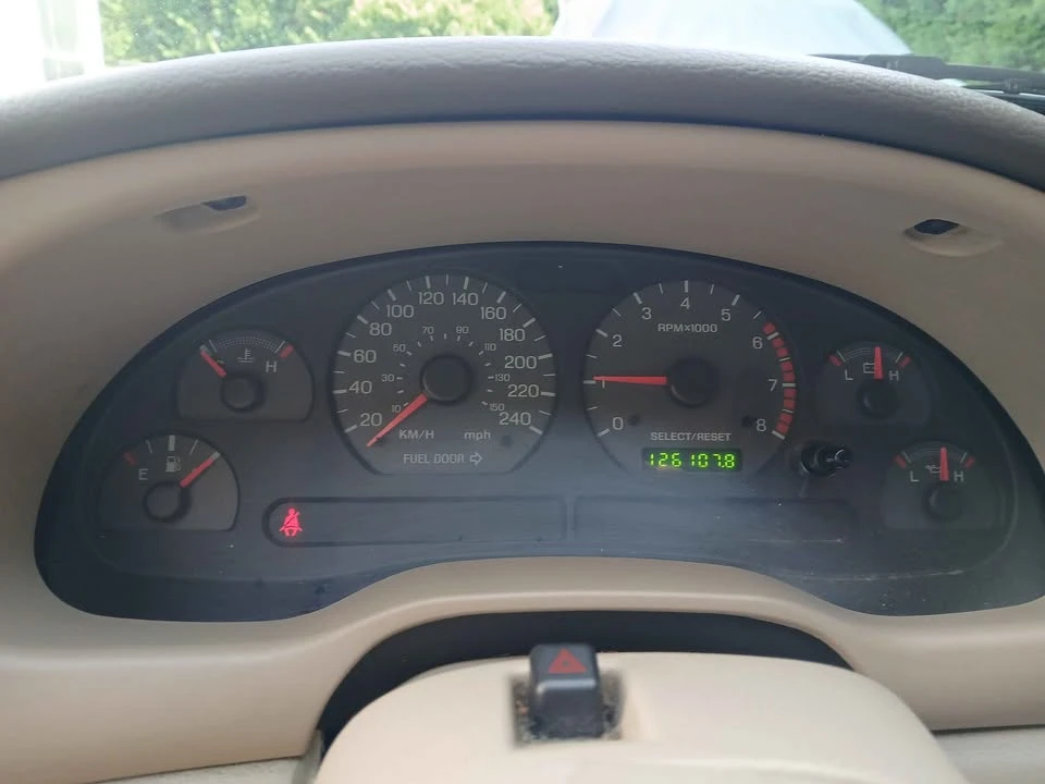 2002 Ford SN95 Mustang - Image 4 of 11