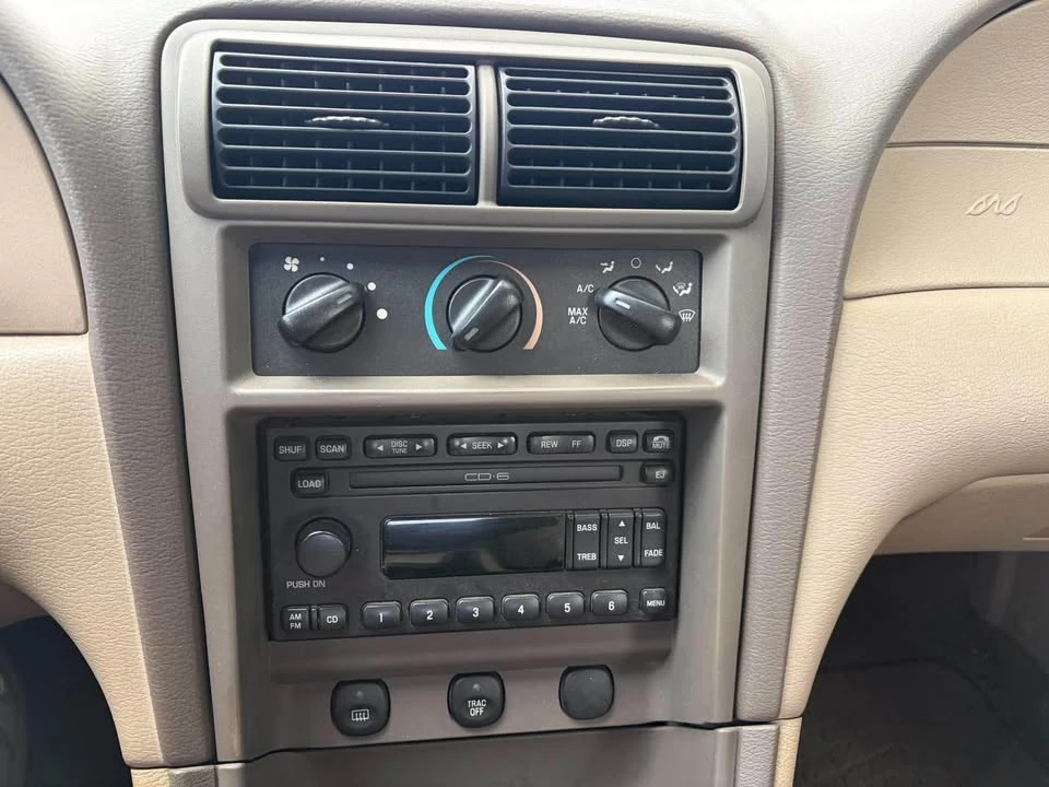 2002 Ford SN95 Mustang - Image 7 of 15