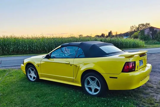 2002 Ford Mustang