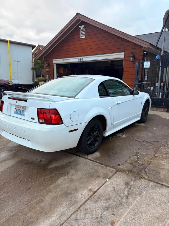 2002 Ford SN95 Mustang - Image 6 of 13
