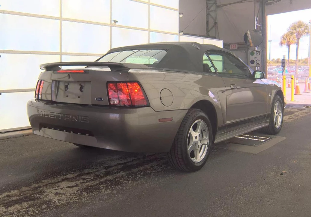 2002 Ford SN95 Mustang - Image 5 of 16