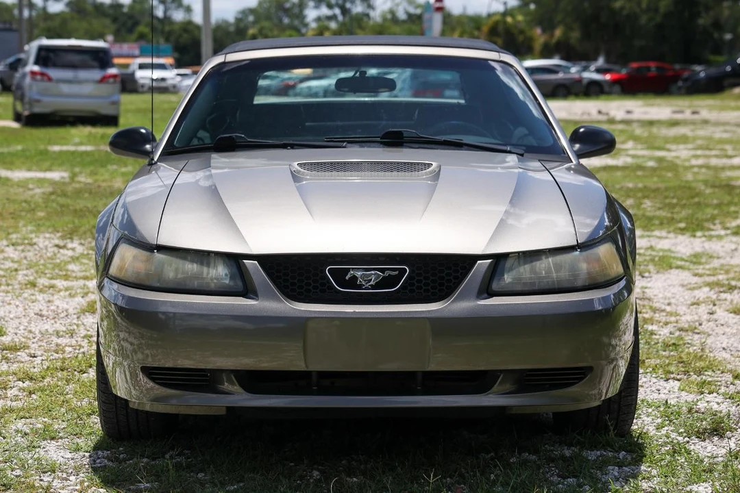 2002 Ford SN95 Mustang - Image 17 of 31