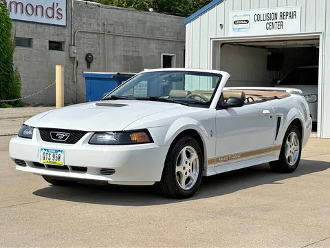 2002 Ford Mustang Premium