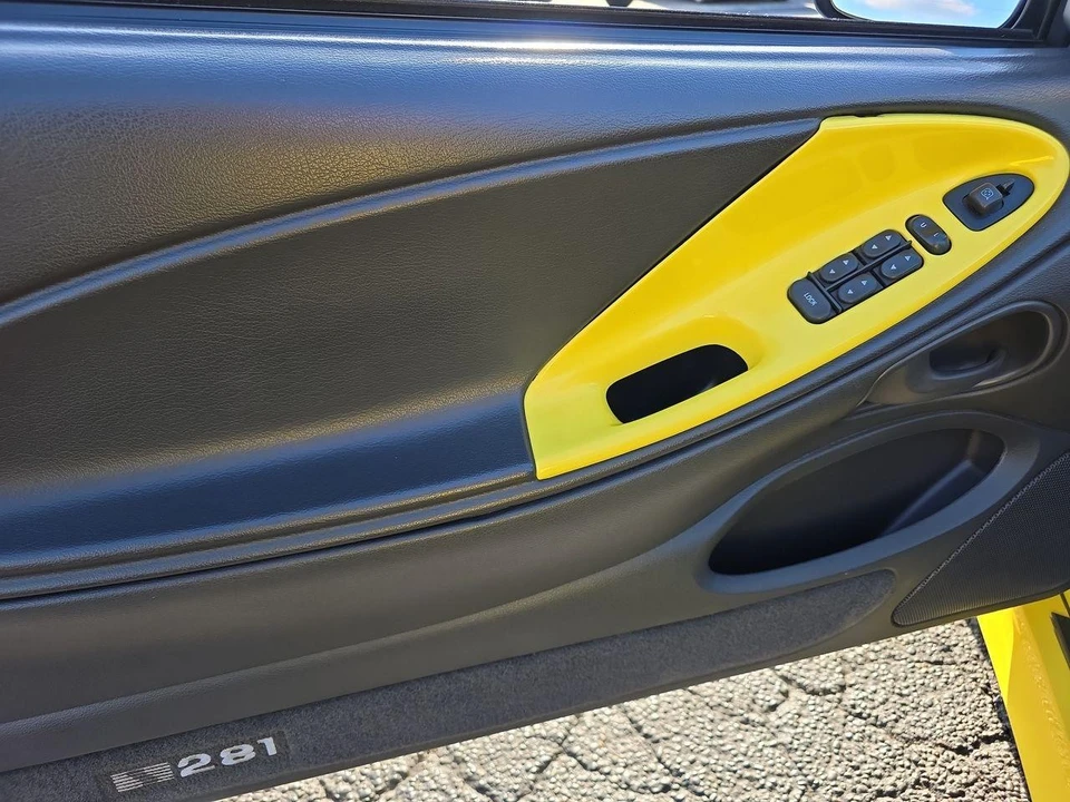 2002 Ford SN95 Mustang - Image 5 of 21