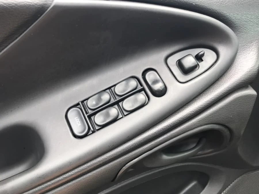 2002 Ford SN95 Mustang - Image 12 of 21