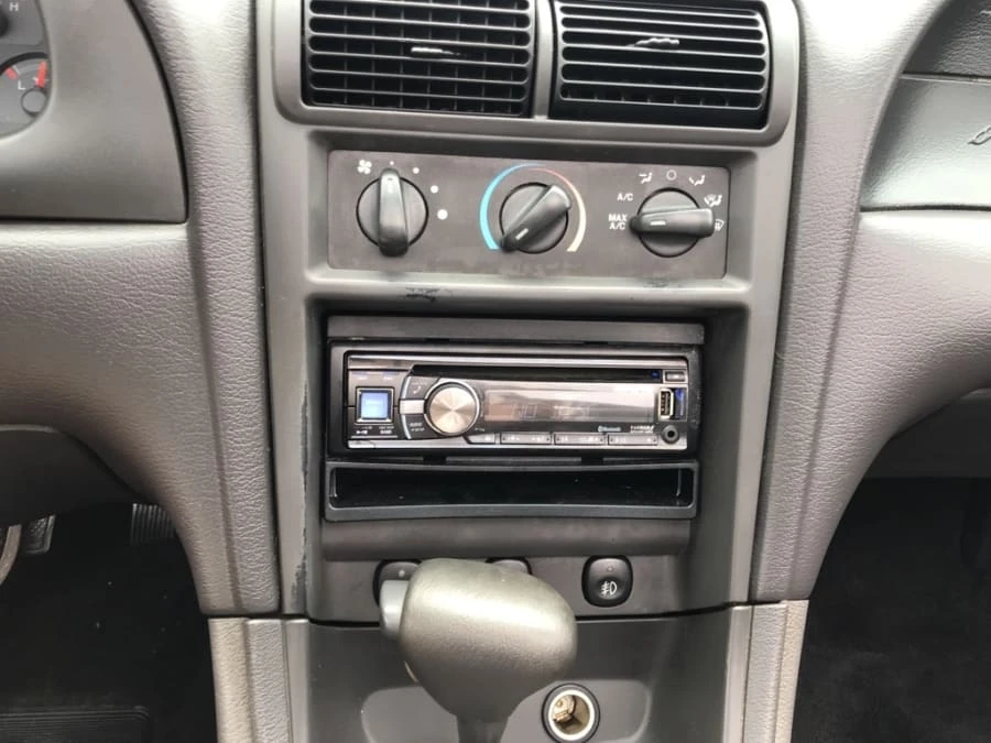 2002 Ford SN95 Mustang - Image 17 of 21