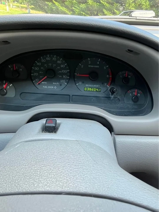 2002 Ford SN95 Mustang - Image 7 of 19