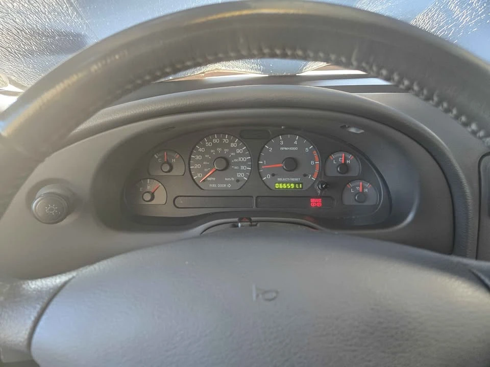 2002 Ford SN95 Mustang - Image 8 of 10