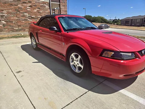 2002 Ford Mustang V6 Convertible 2D