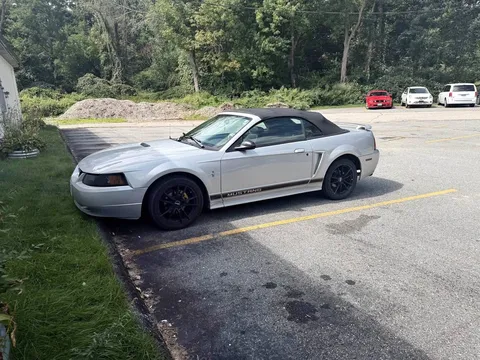 2002 Ford Mustang V6 Convertible 2D