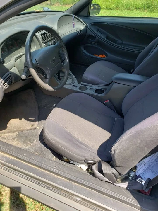 2002 Ford SN95 Mustang - Image 7 of 9