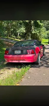 2002 Ford Mustang V6 Coupe 2D
