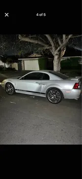 2002 Ford Mustang V6 Coupe 2D