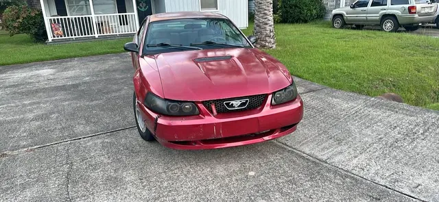 2002 Ford Mustang V6 Coupe 2D
