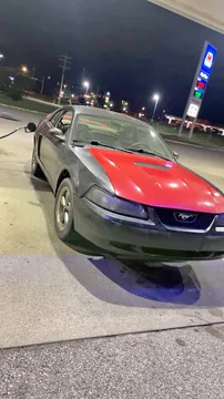 2002 Ford Mustang V6 Coupe 2D