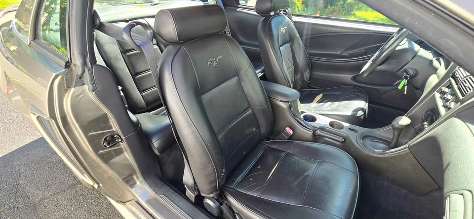 2002 Ford SN95 Mustang - Image 6 of 10