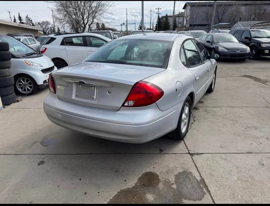 2002 Ford Taurus 4th Gen - Image 4 of 17