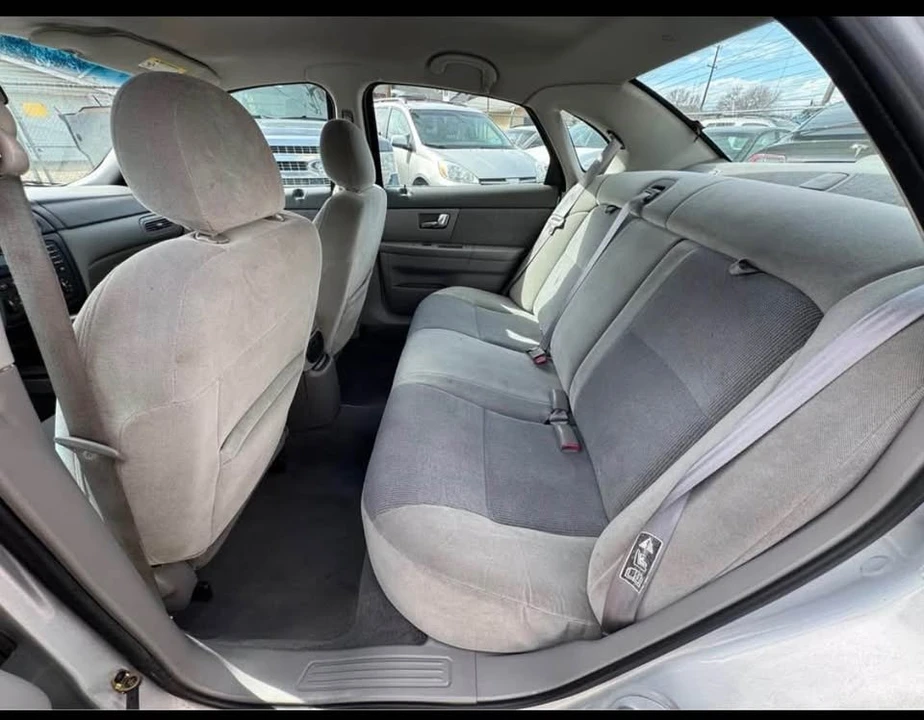 2002 Ford Taurus 4th Gen - Image 16 of 17
