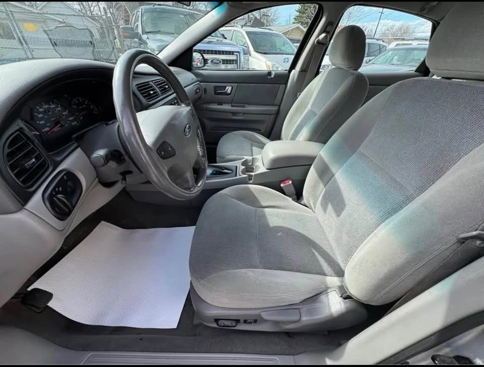 2002 Ford Taurus 4th Gen - Image 14 of 17