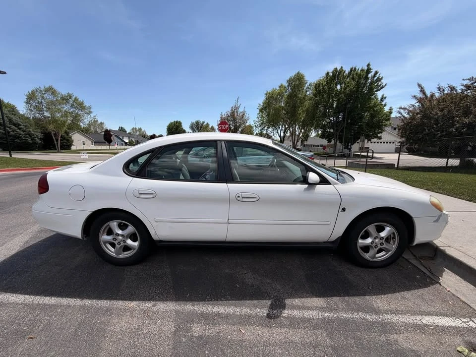 2002 Ford Taurus 4th Gen - Image 11 of 11
