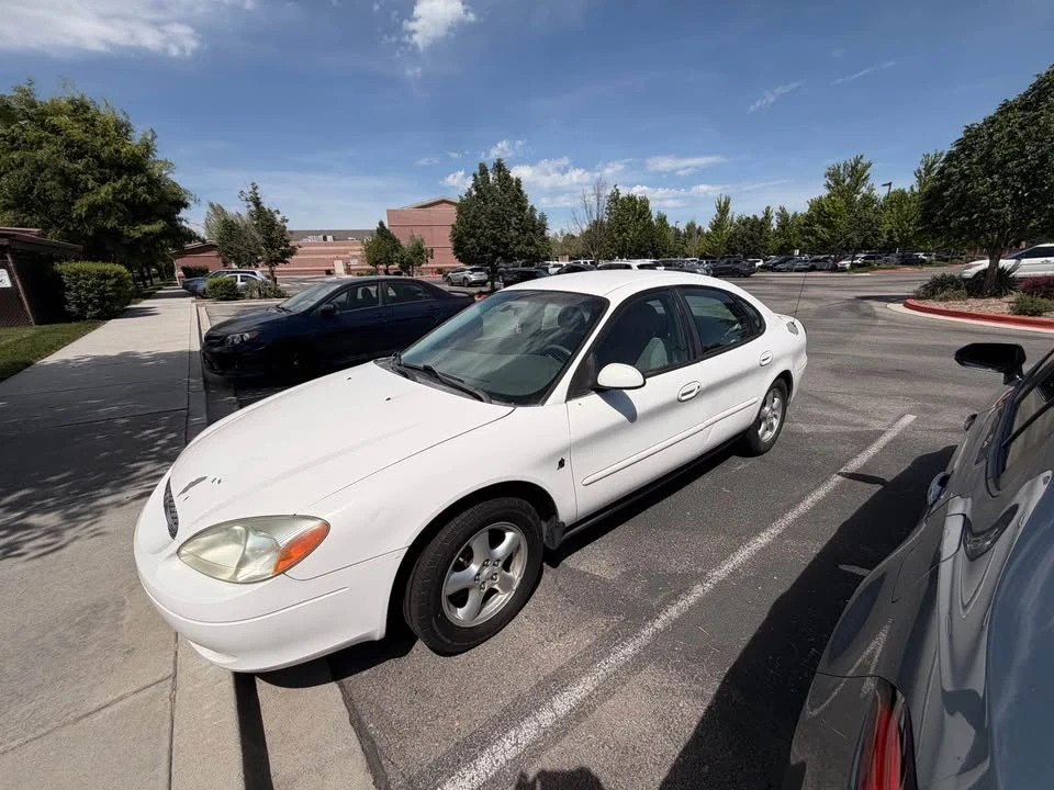 2002 Ford Taurus 4th Gen - Image 9 of 11