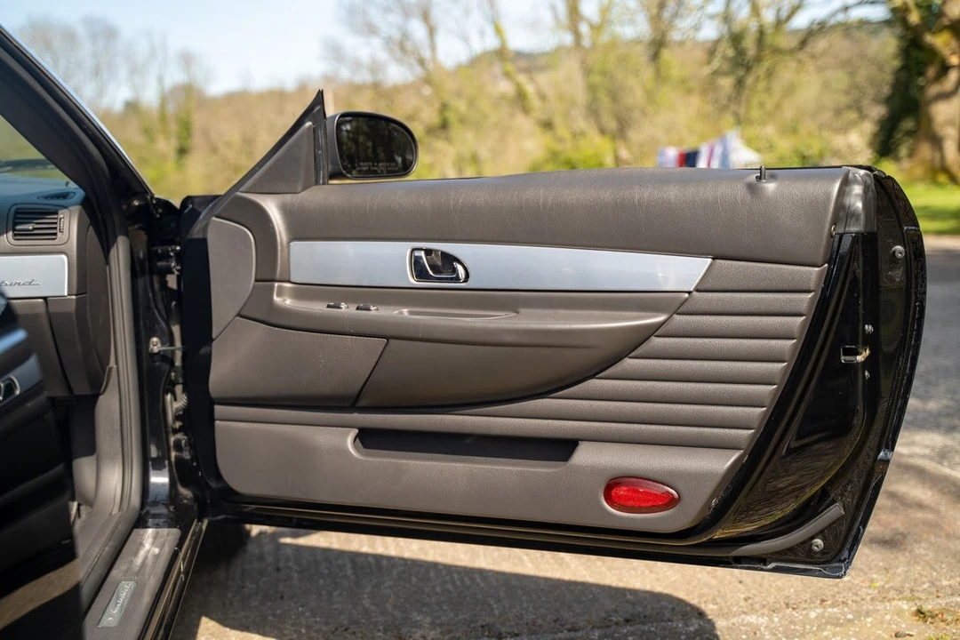 2002 Ford Thunderbird 11th Gen - Image 29 of 30