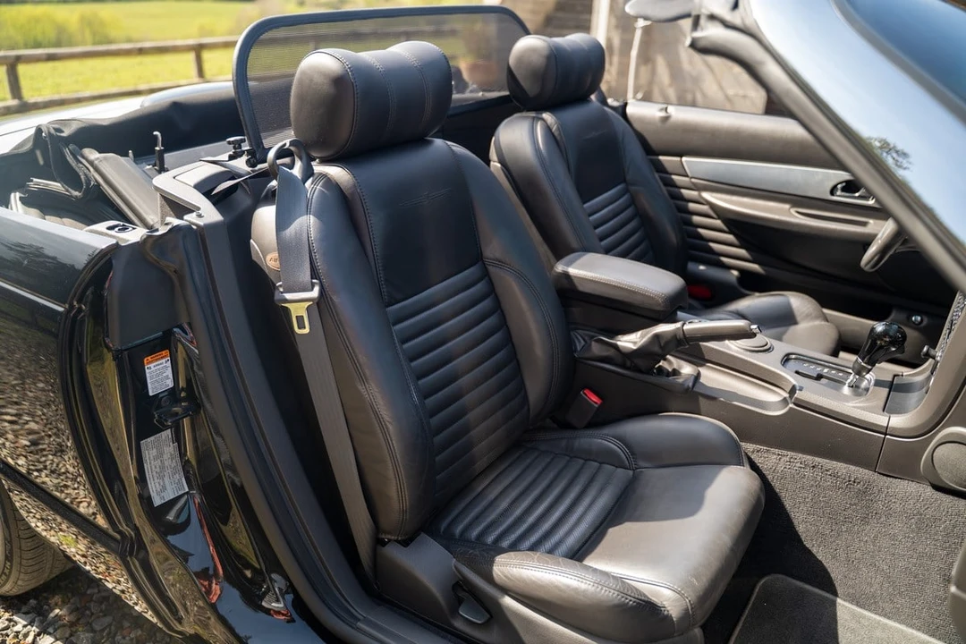 2002 Ford Thunderbird 11th Gen - Image 26 of 30