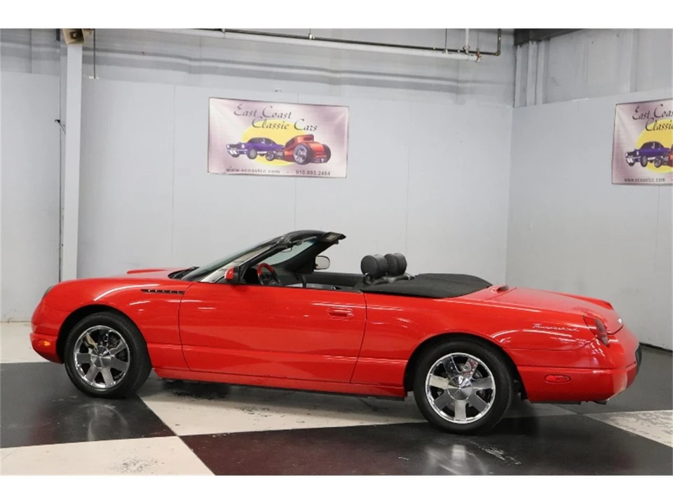 2002 Ford Thunderbird 11th Gen - Image 3 of 31