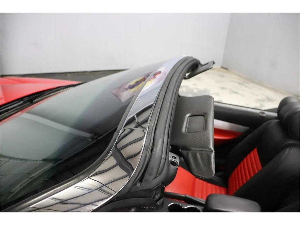 2002 Ford Thunderbird 11th Gen - Image 17 of 31