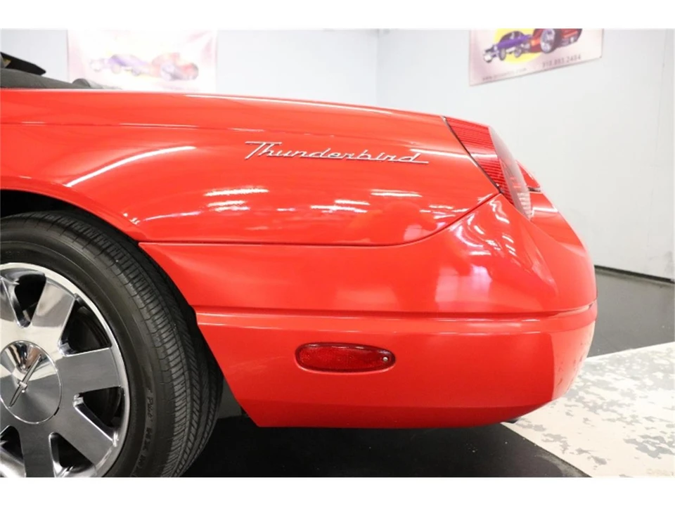 2002 Ford Thunderbird 11th Gen - Image 21 of 31