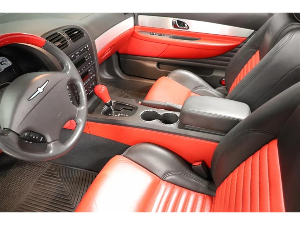 2002 Ford Thunderbird 11th Gen - Image 24 of 31