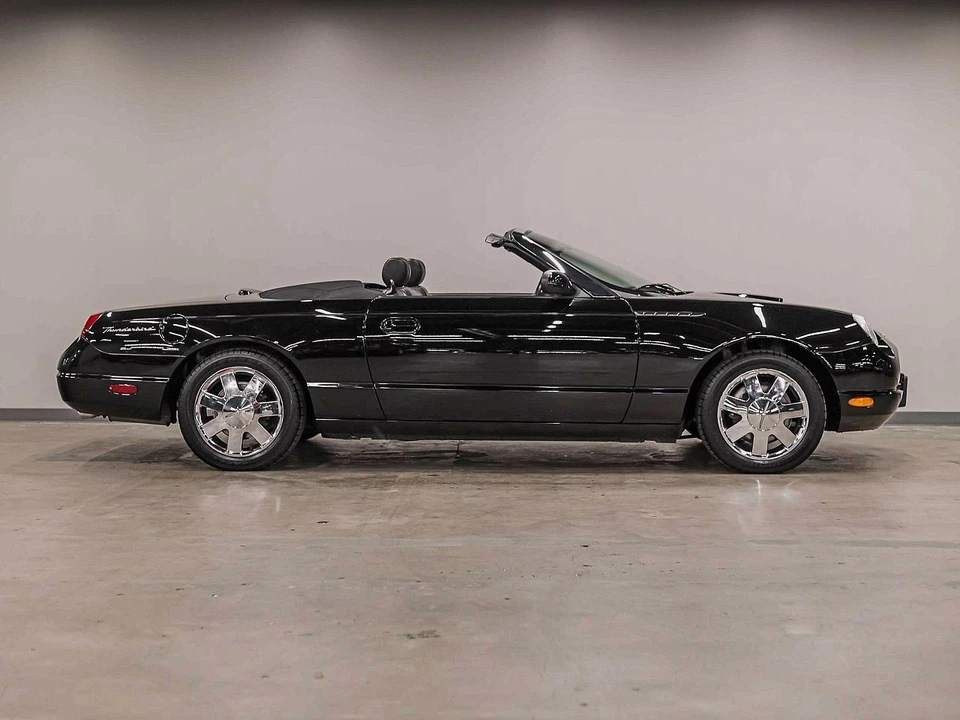 2002 Ford Thunderbird 11th Gen - Image 2 of 9