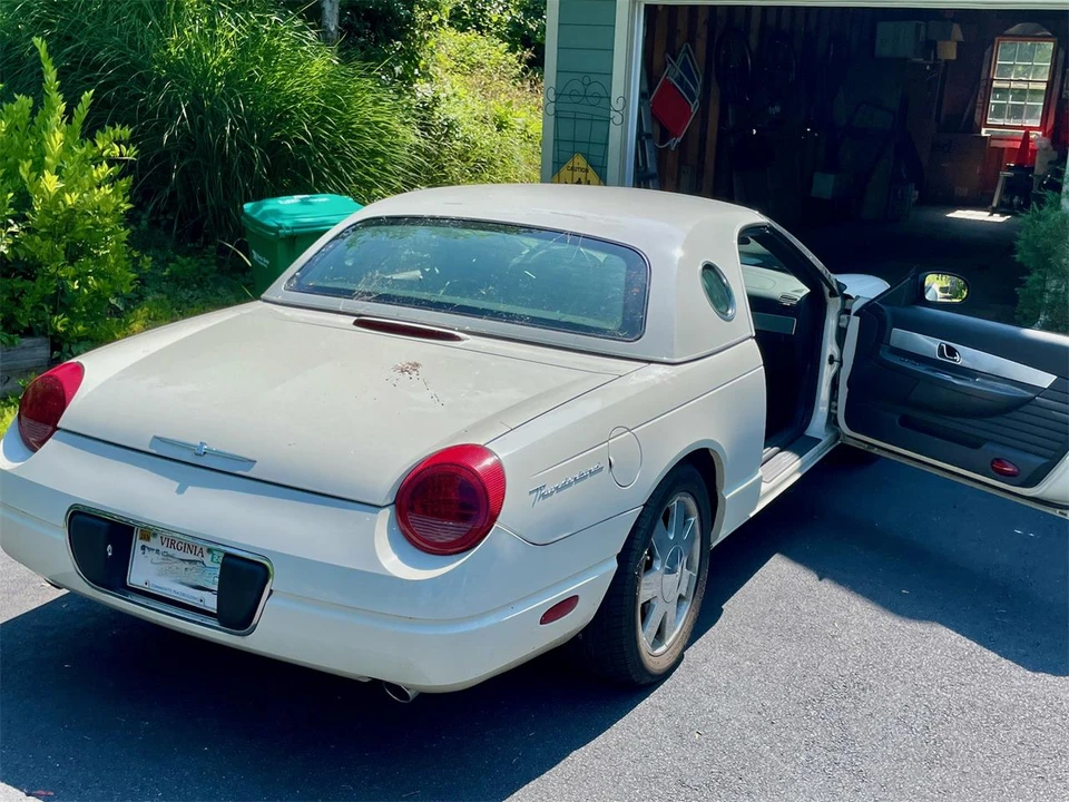 2002 Ford Thunderbird 11th Gen - Image 5 of 7