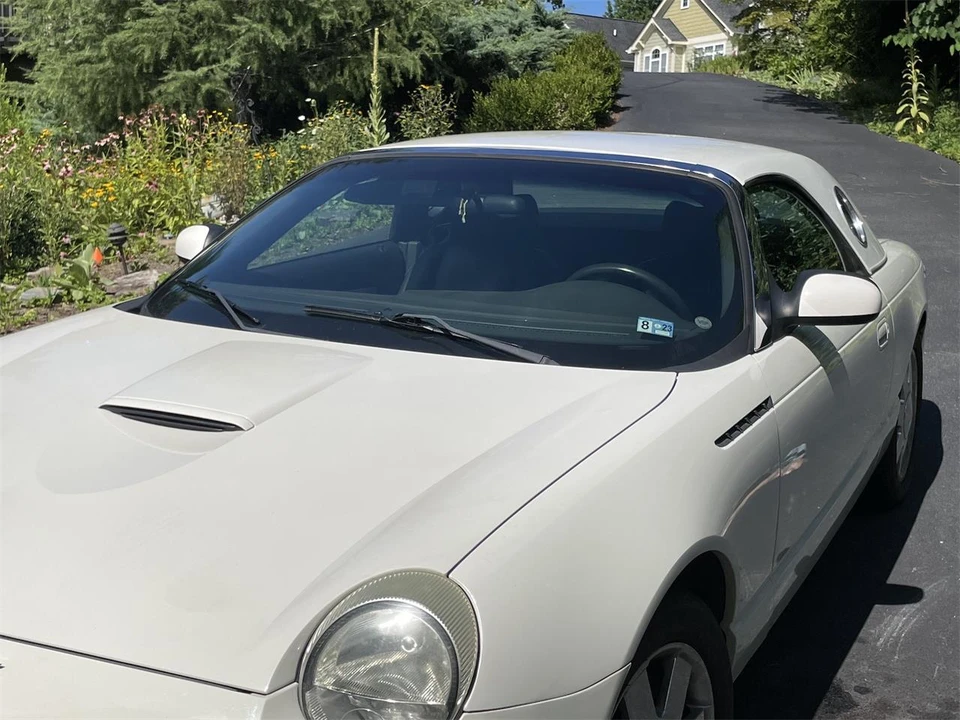 2002 Ford Thunderbird 11th Gen - Image 6 of 7
