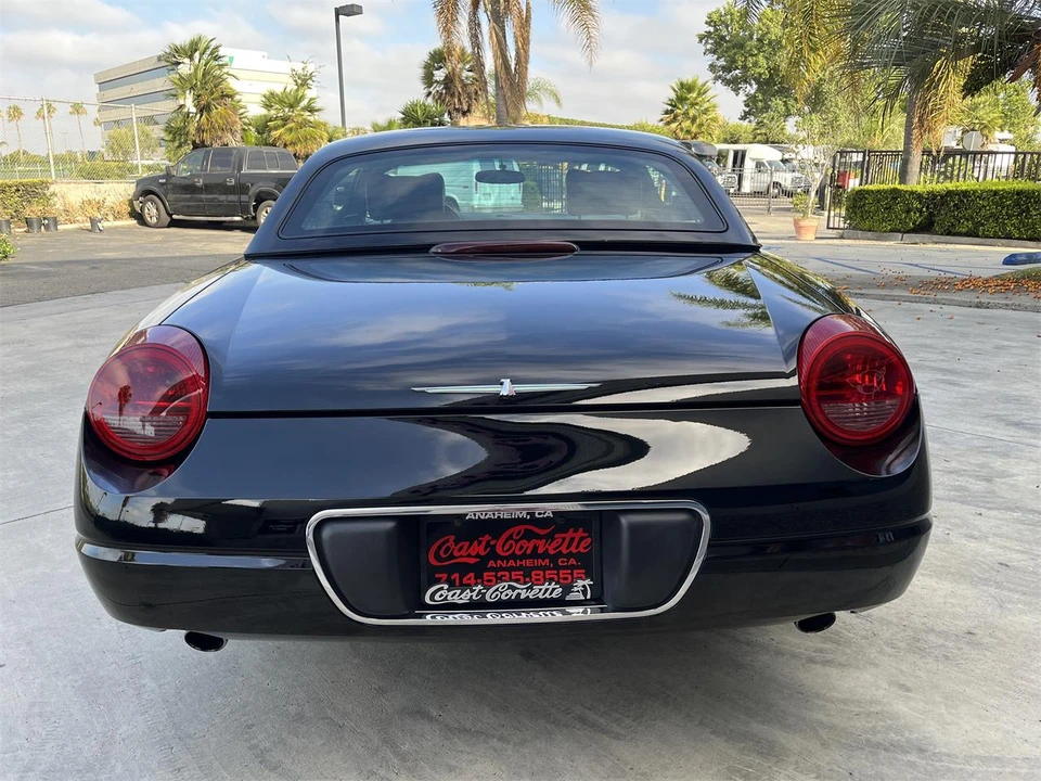 2002 Ford Thunderbird 11th Gen - Image 9 of 31