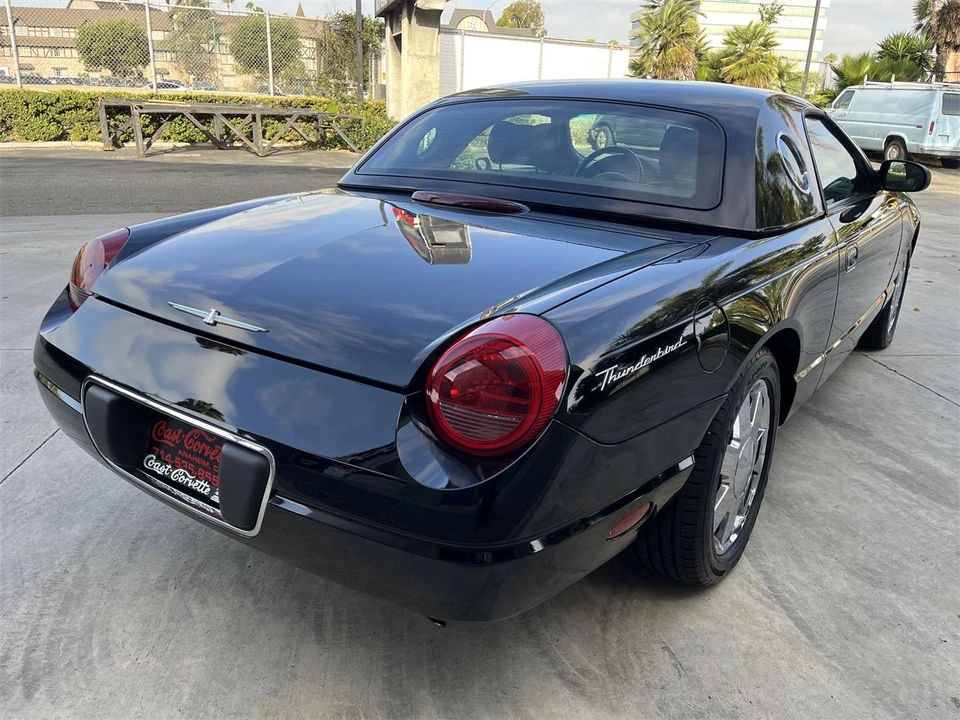 2002 Ford Thunderbird 11th Gen - Image 11 of 31