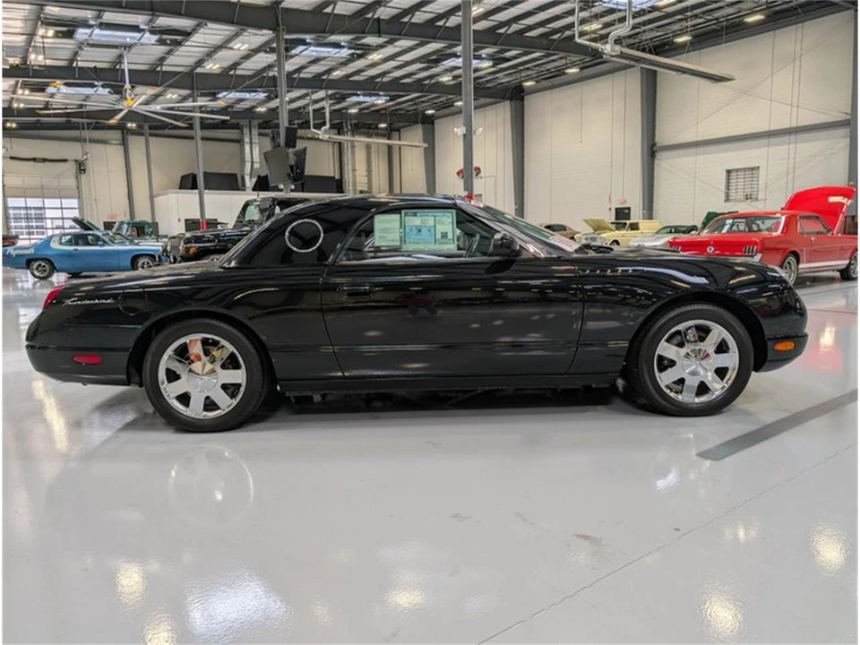 2002 Ford Thunderbird 11th Gen - Image 6 of 16