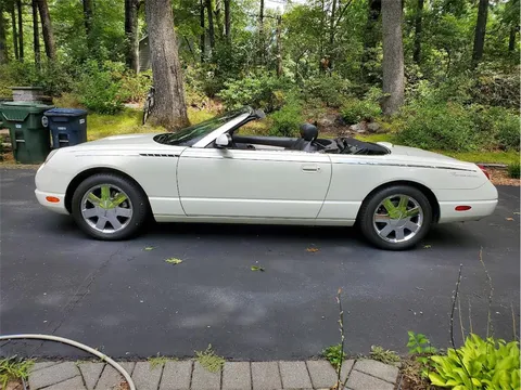 2002 Ford Thunderbird