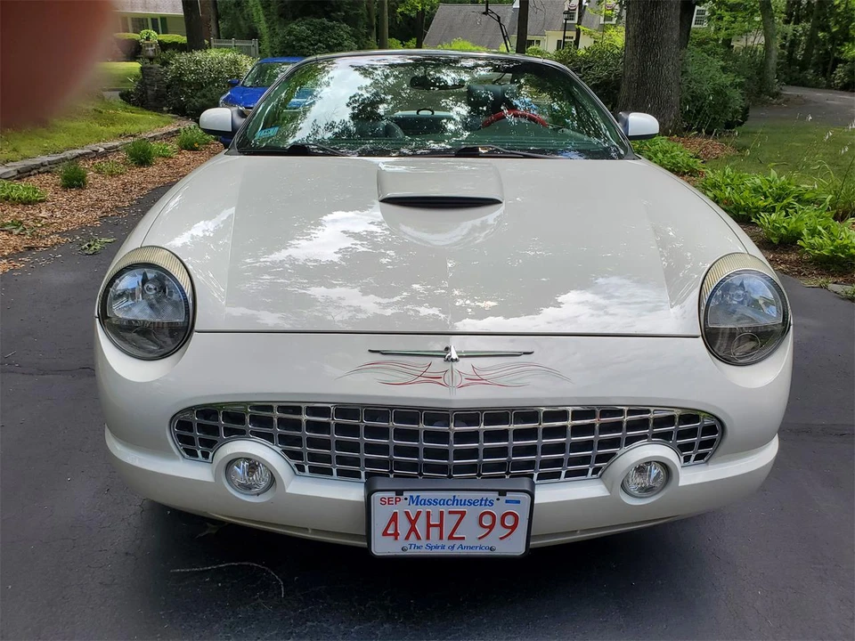 2002 Ford Thunderbird 11th Gen - Image 4 of 18