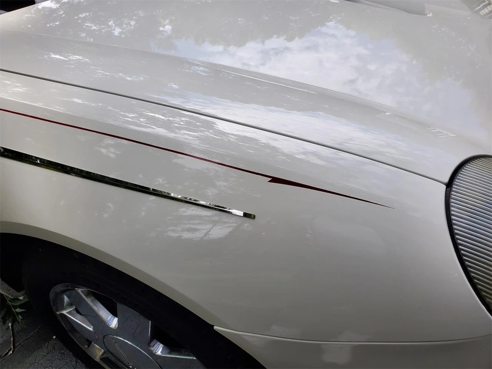 2002 Ford Thunderbird 11th Gen - Image 5 of 18