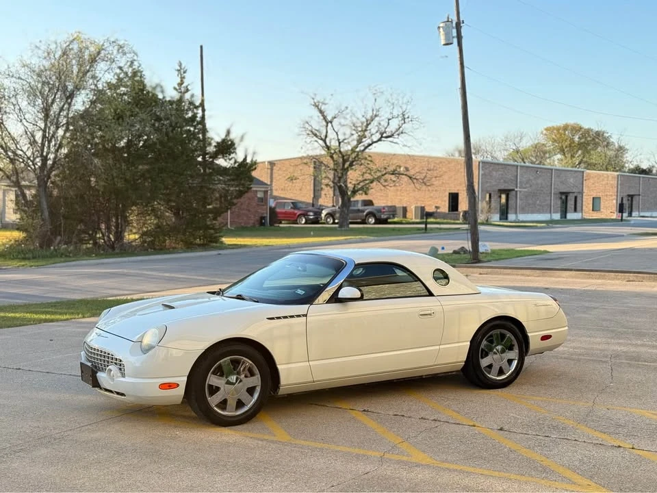 2002 Ford Thunderbird 11th Gen - Image 3 of 20